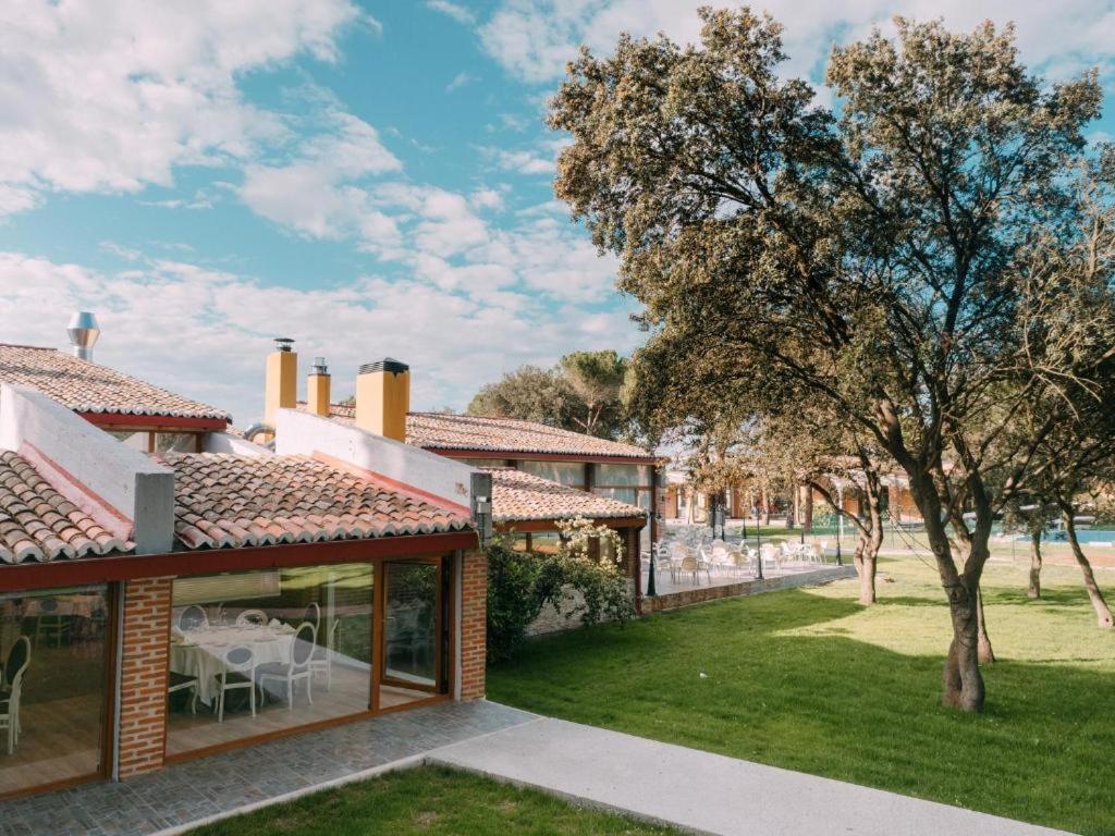 Hotel Restaurante El Montico Tordesillas Extérieur photo